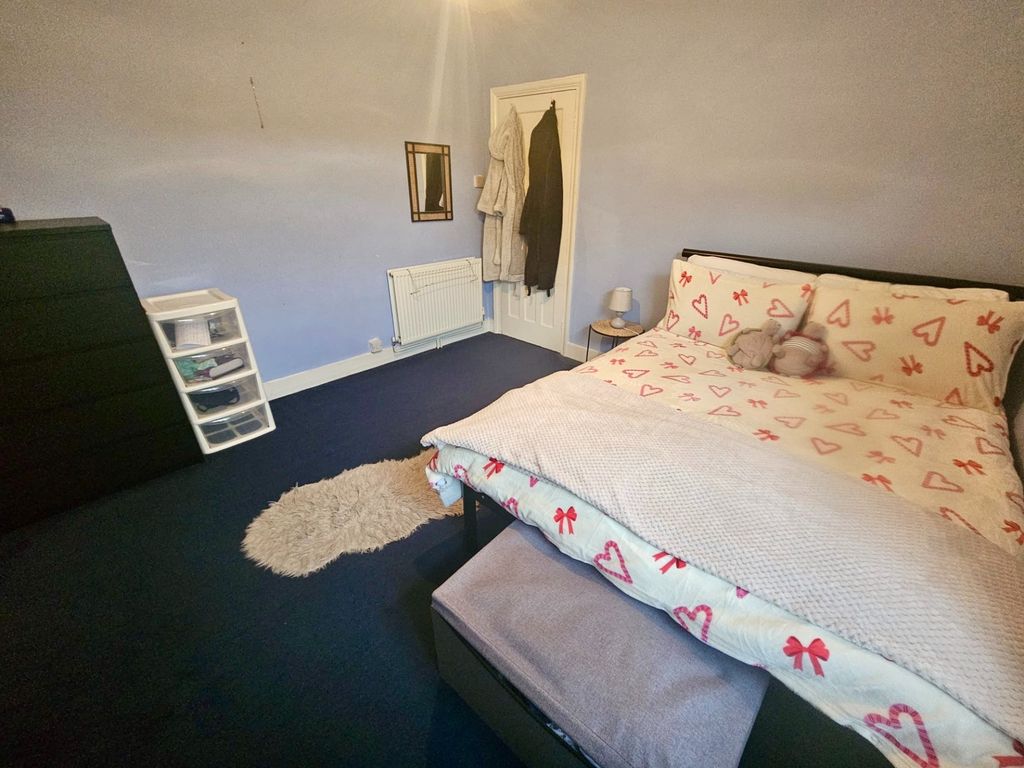 Property photo 3 of 12 Photo 3