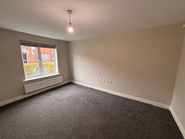 Property photo 2 of 12 Living Room