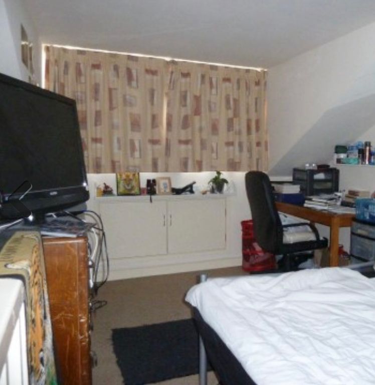 Property photo 3 of 6