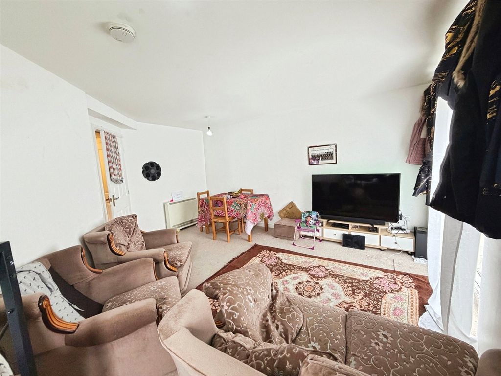 Property photo 3 of 11 Picture No. 11