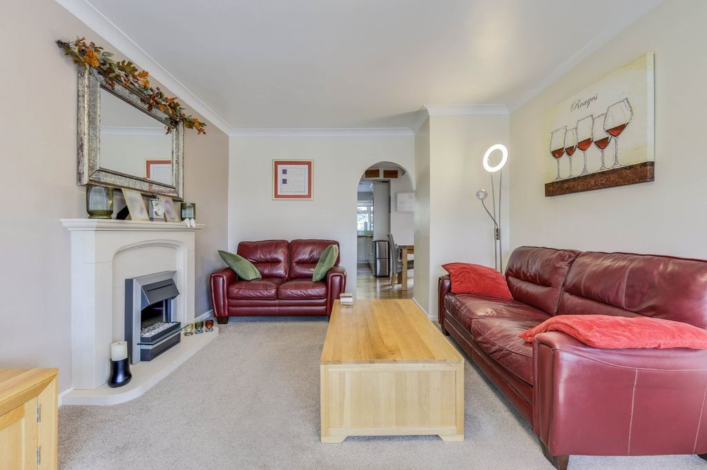 Property photo 3 of 17 Picture No. 03