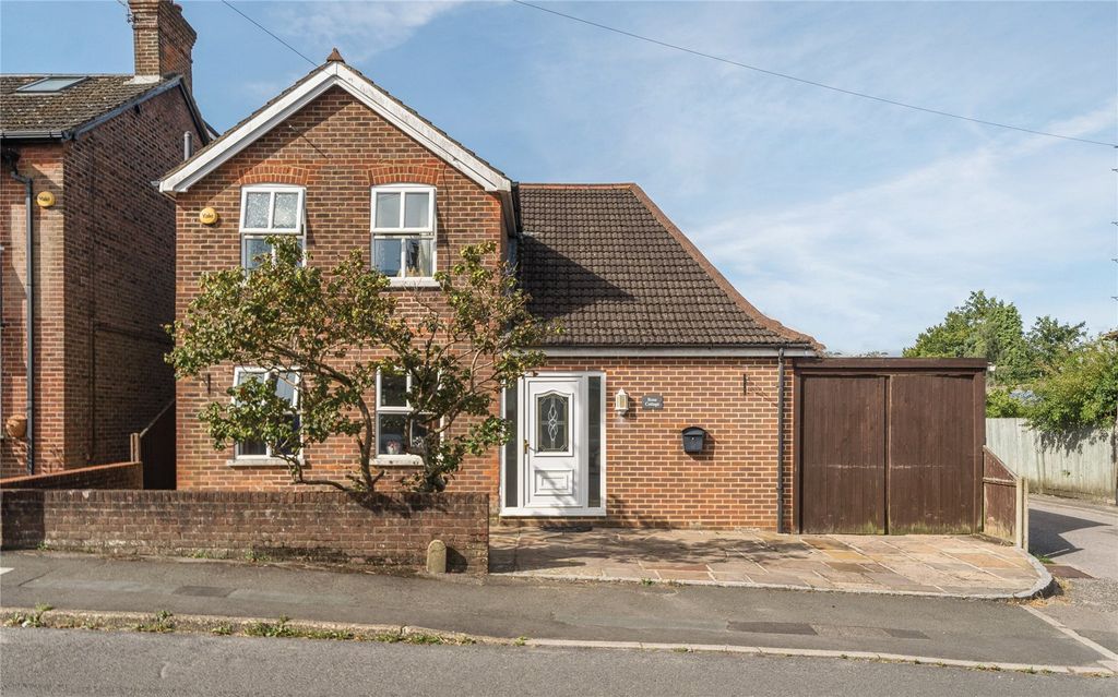 Property photo 1 of 19 Picture No. 34