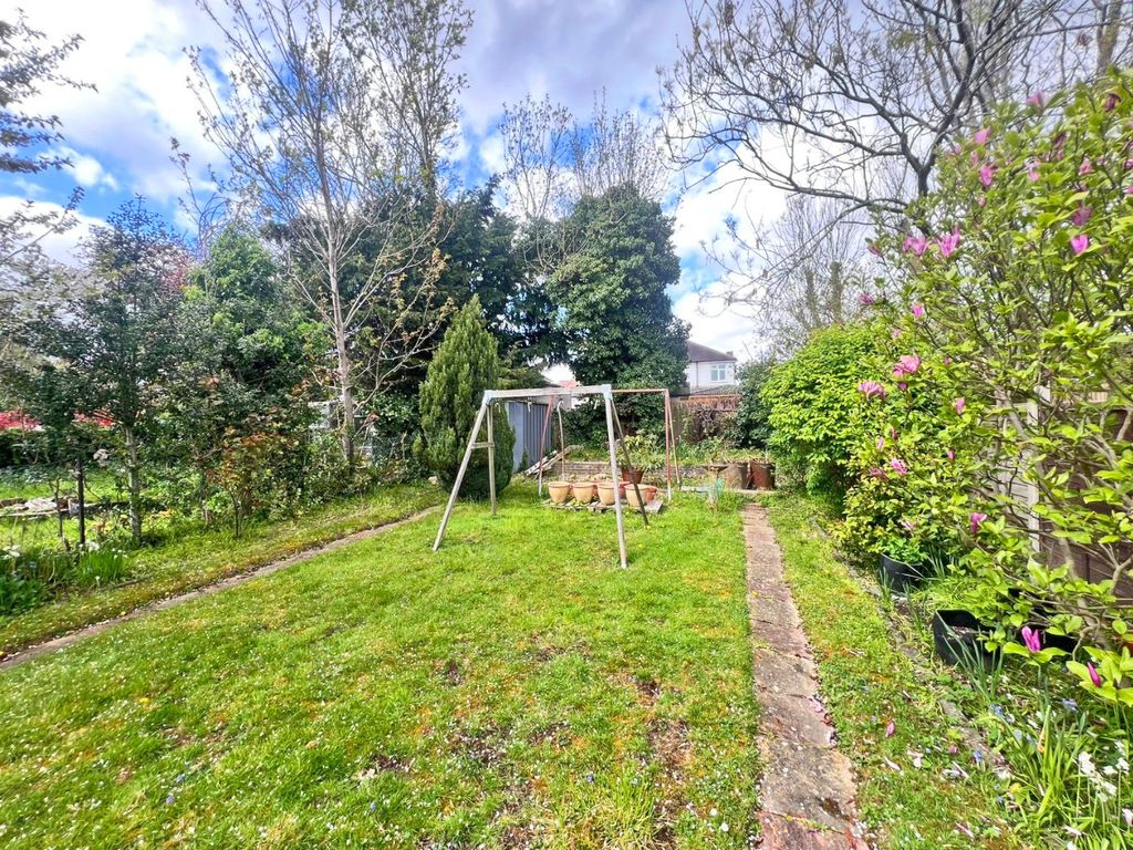 Property photo 2 of 22 4186482