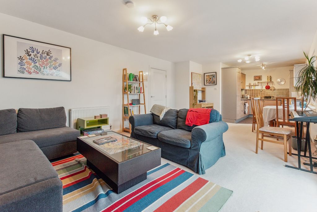 Property photo 3 of 16 3