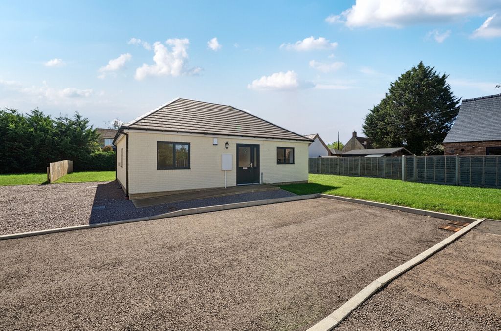 Property photo 1 of 19 1513486-1-1A05d1554B34B