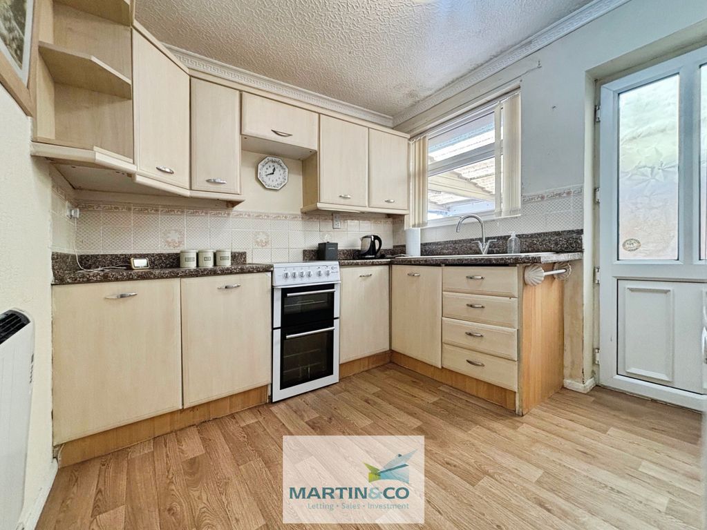 Property photo 3 of 17 Fef8187E--4Bfd-97Bd-F6025E560Fad-39456-00000Addf97