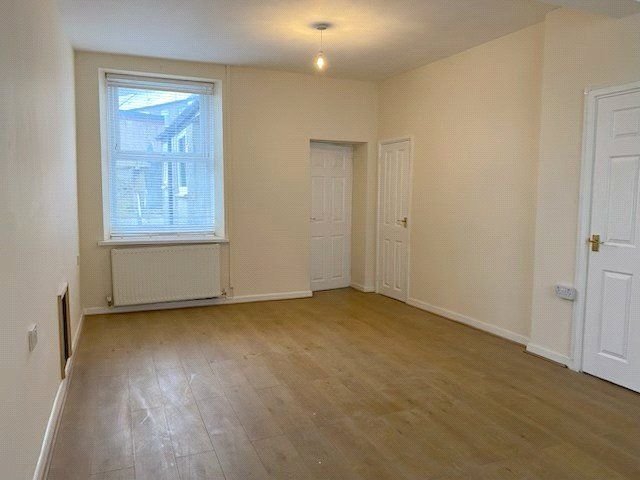 Property photo 3 of 8 Picture No. 25