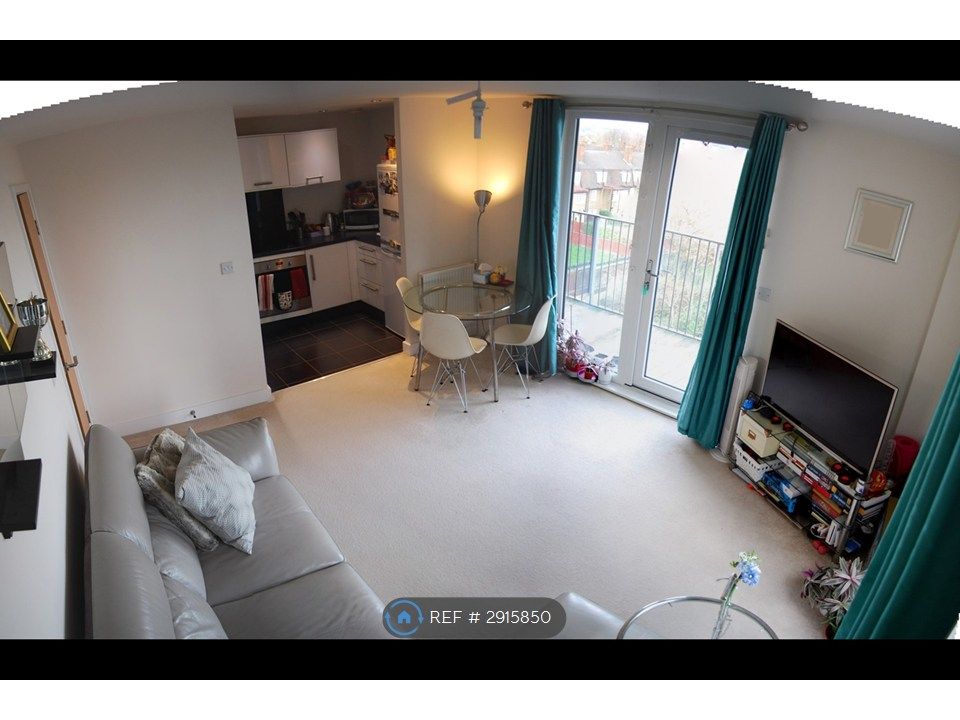 Property photo 3 of 8 Open Plan