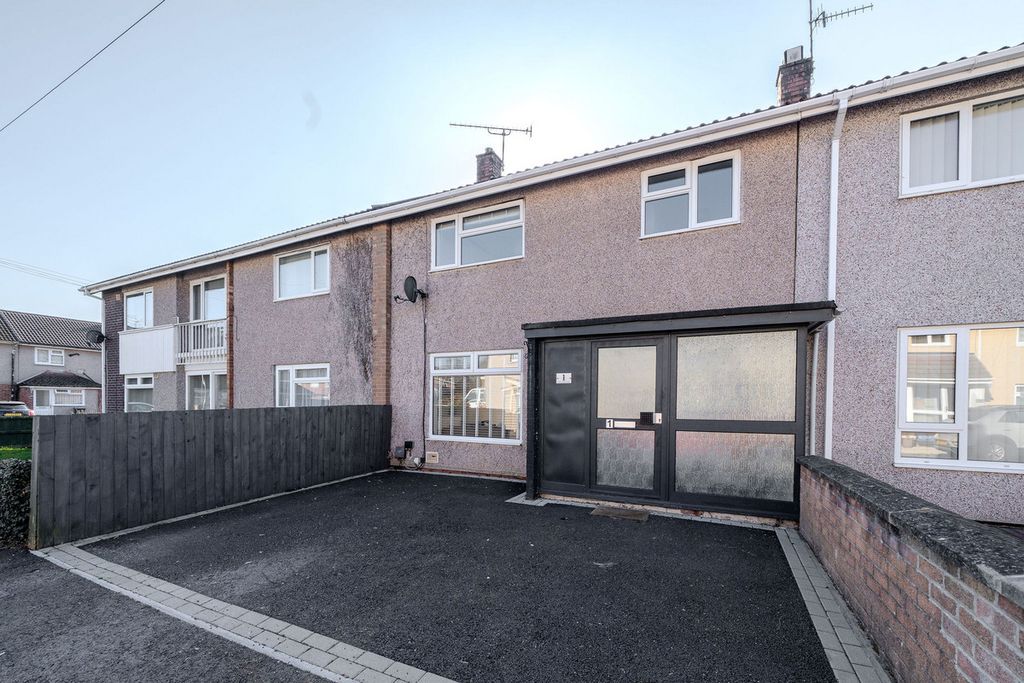 Property photo 1 of 29