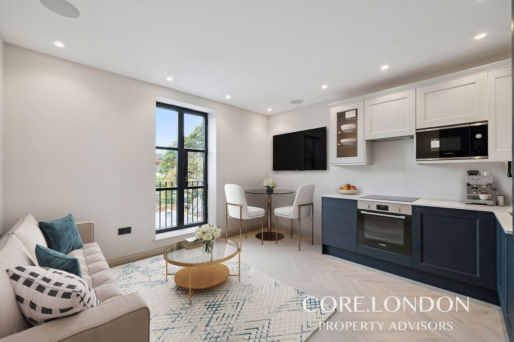 Property photo 2 of 9