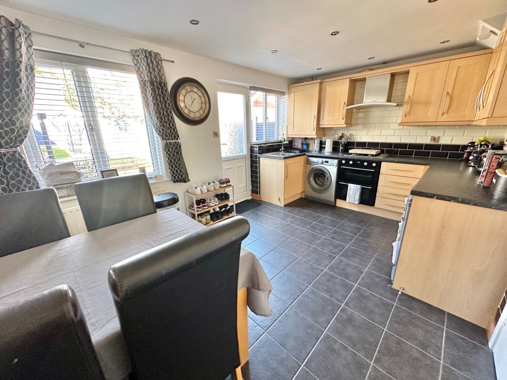 Property photo 3 of 14 3. Dining Kitchen
