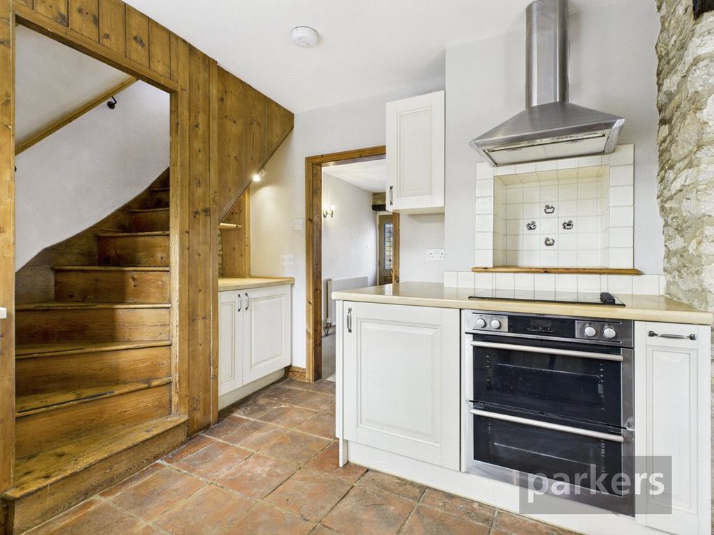 Property photo 2 of 22 Kitchen