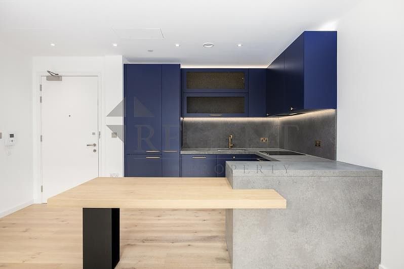 Property photo 2 of 7 Kitchen