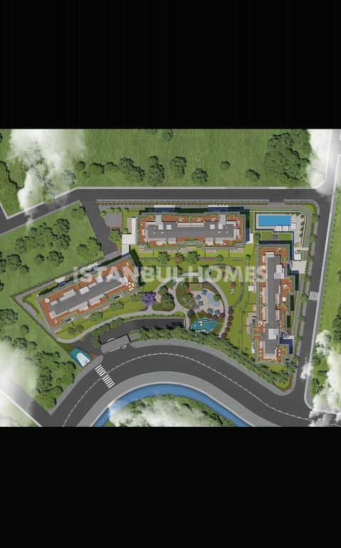 Property photo 2 of 38