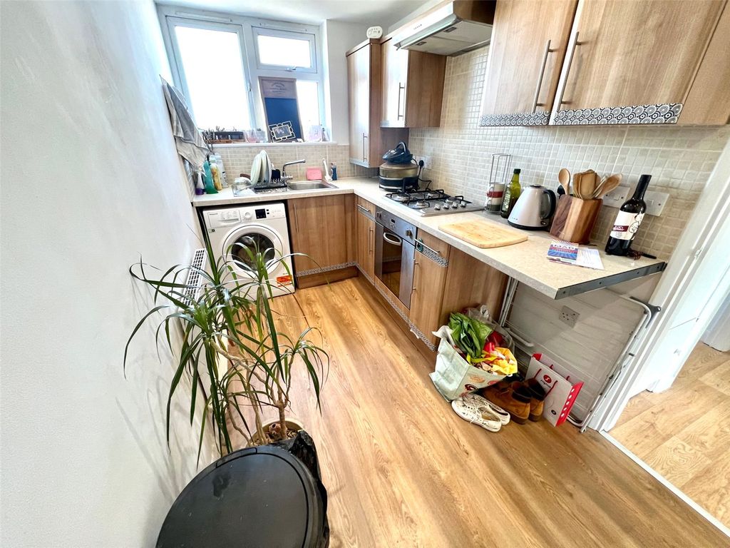 Property photo 2 of 5 Picture No. 05