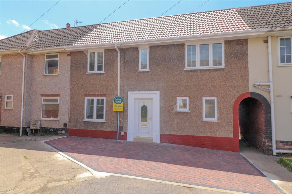 Property photo 1 of 10