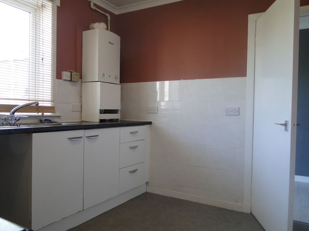 Property photo 3 of 12 Gallery