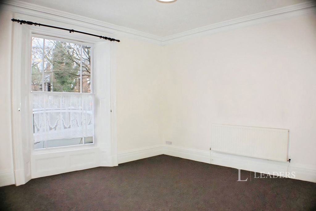 Property photo 3 of 6 Pbox-Img.Jpg