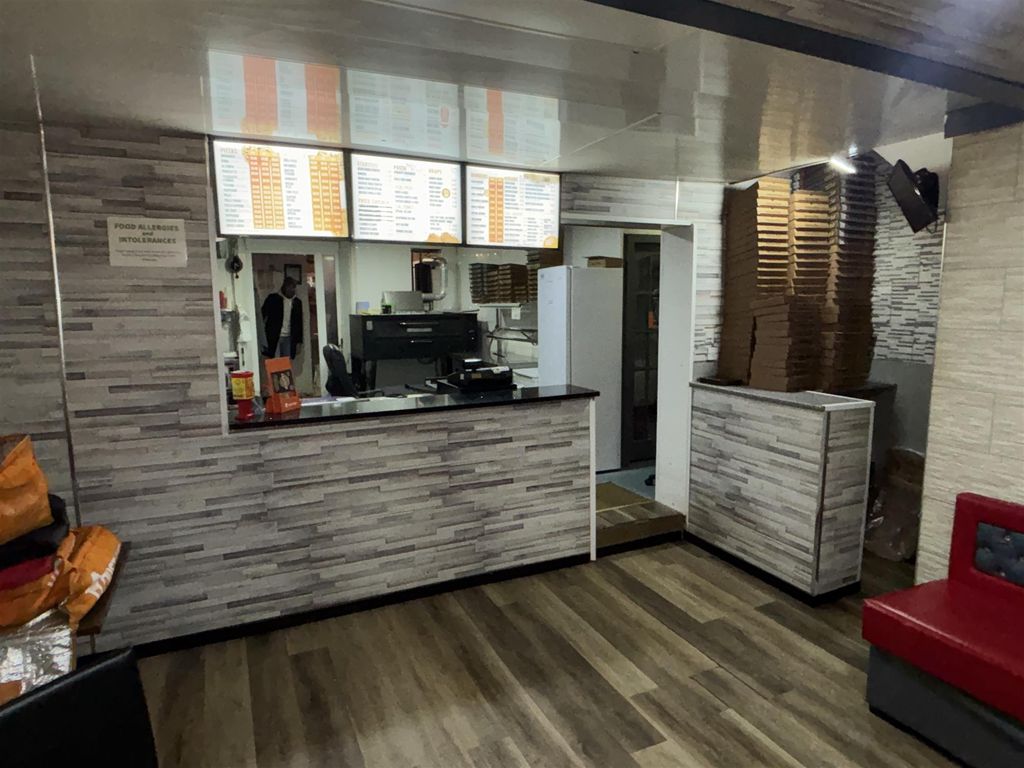 Property photo 1 of 7 Photo 0