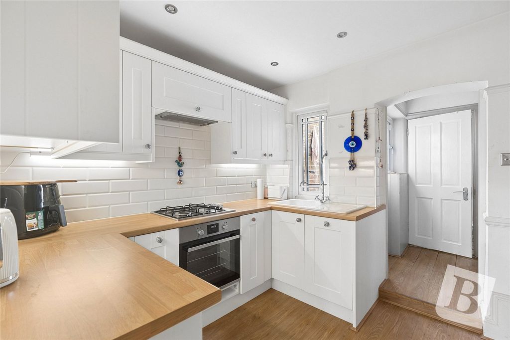 Property photo 2 of 13 Kitchen