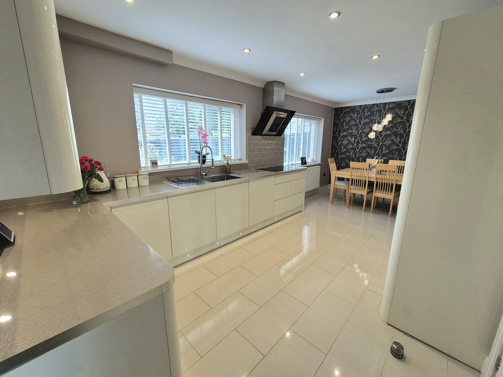 Property photo 3 of 21 Not Specified