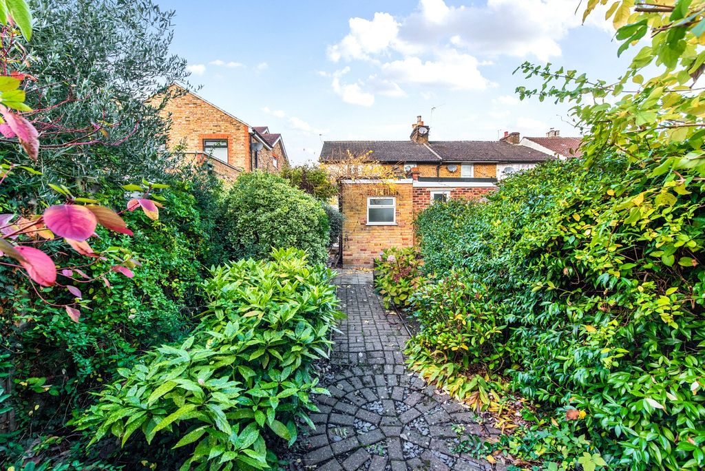 Property photo 3 of 13 Picture No. 14