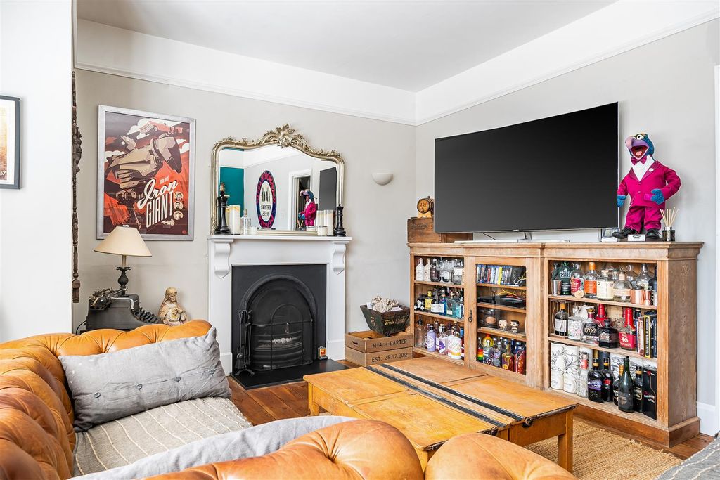 Property photo 3 of 21 1440352-11-69d4Fbbc97Ae2.Jpg