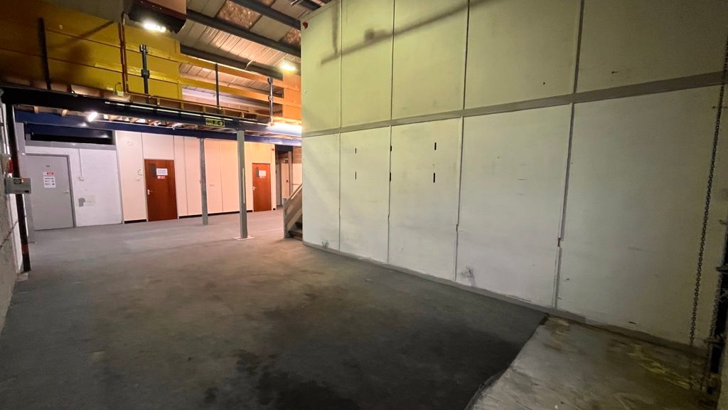 Property photo 3 of 10 Photo 3