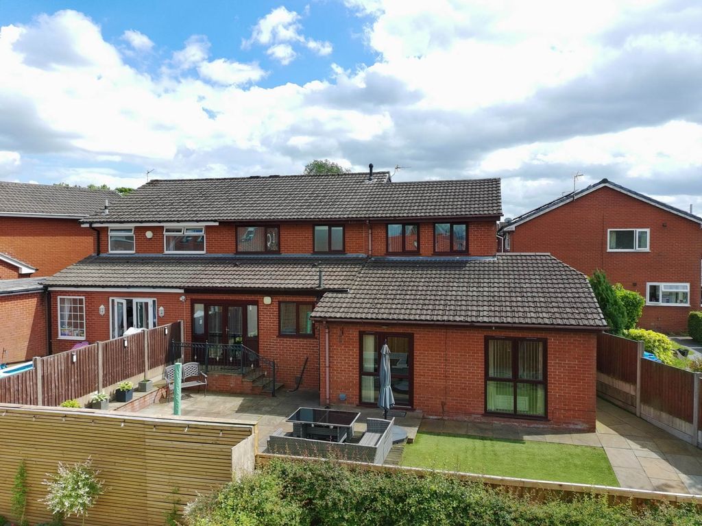 Property photo 1 of 31