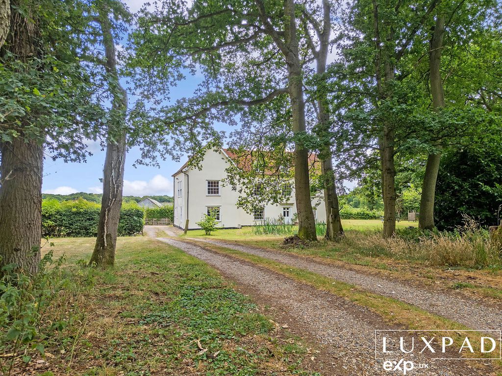 Property photo 3 of 36