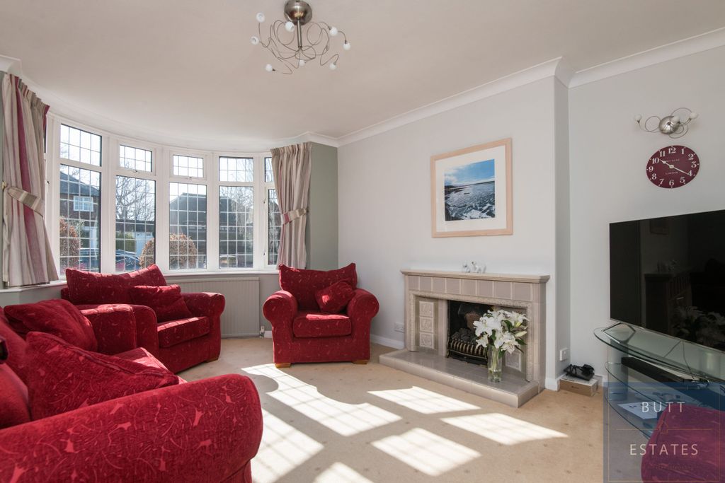 Property photo 3 of 14