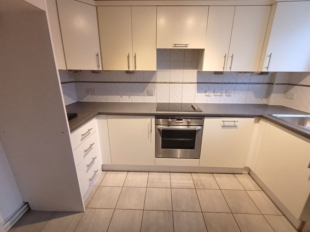 Property photo 2 of 8 Picture 2