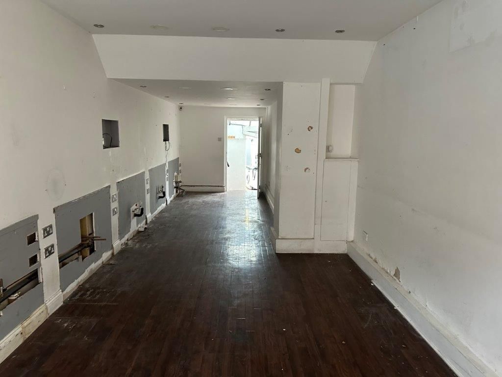 Property photo 2 of 3