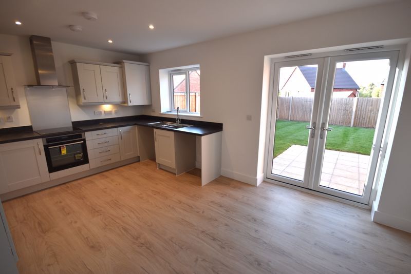 Property photo 2 of 15 Photo 3