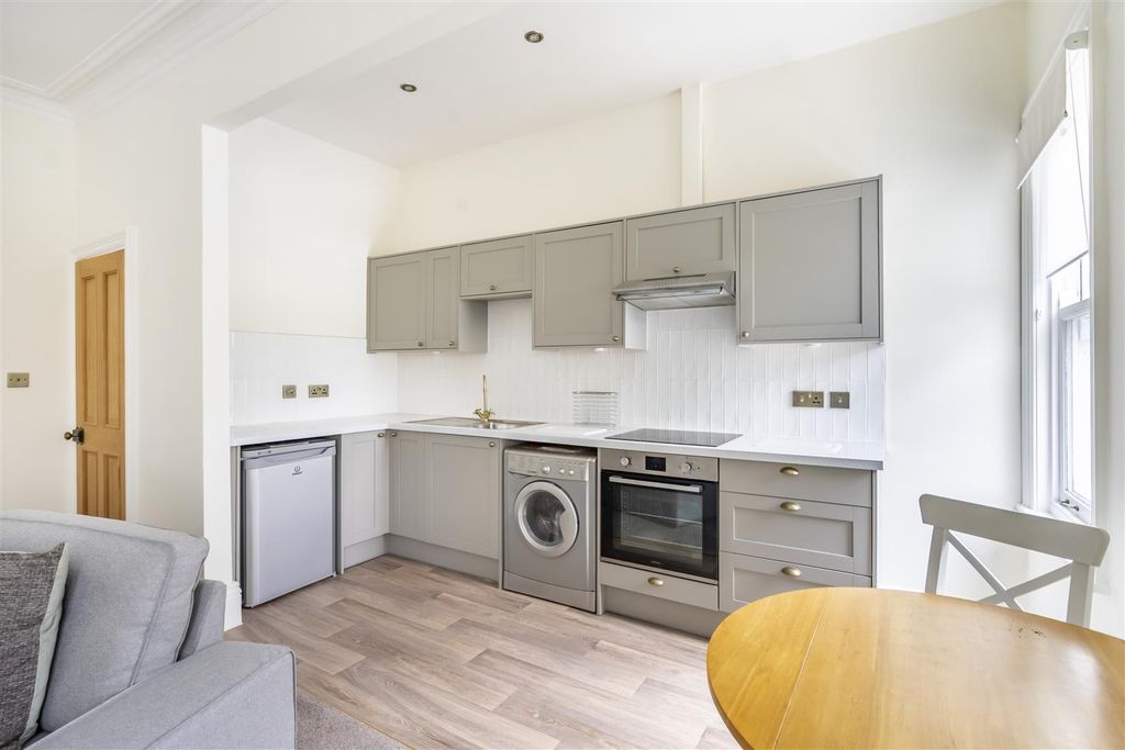 Property photo 1 of 14 2mc-3.Jpg