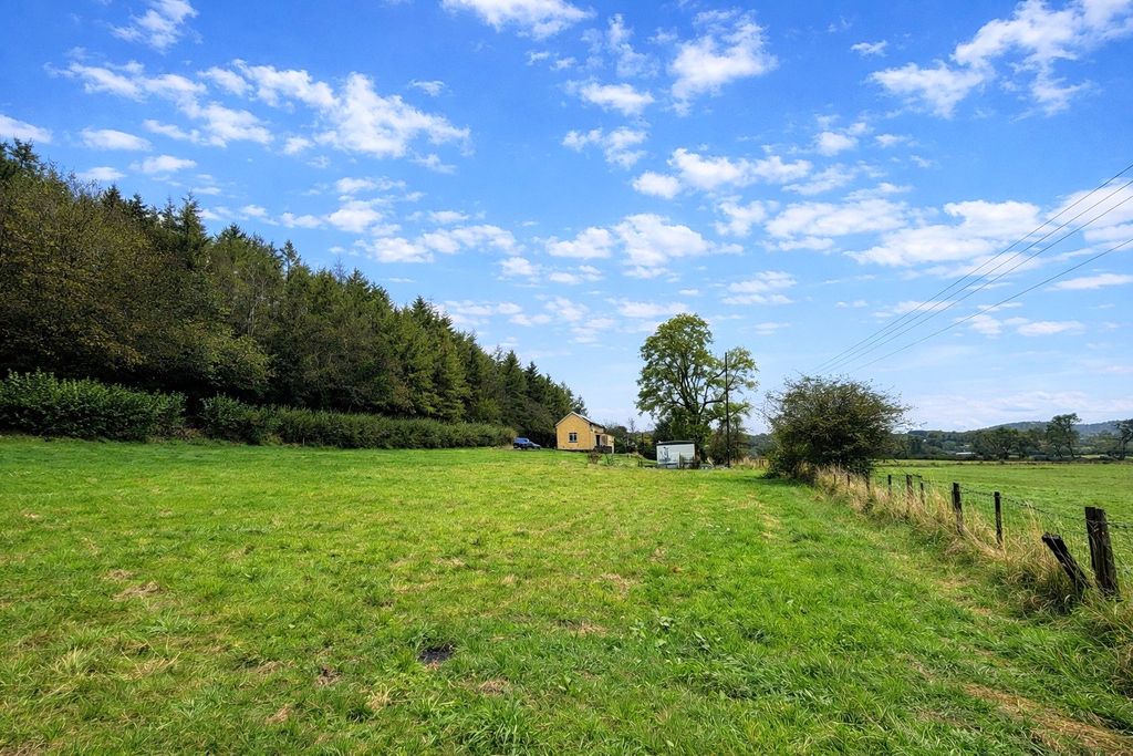 Property photo 2 of 22 Picture No. 23