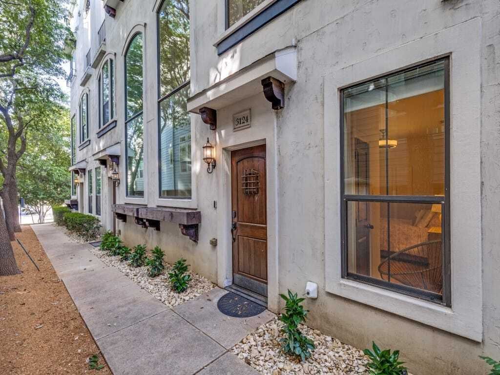 Property photo 1 of 26