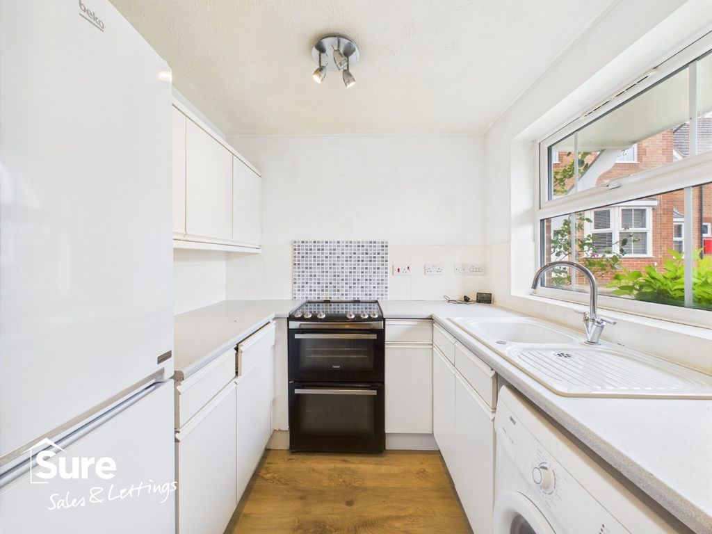 Property photo 2 of 14 4276593