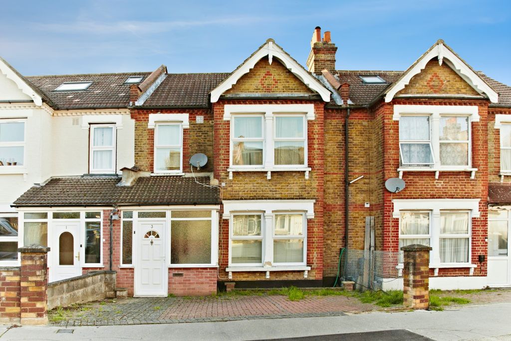 Property photo 1 of 19