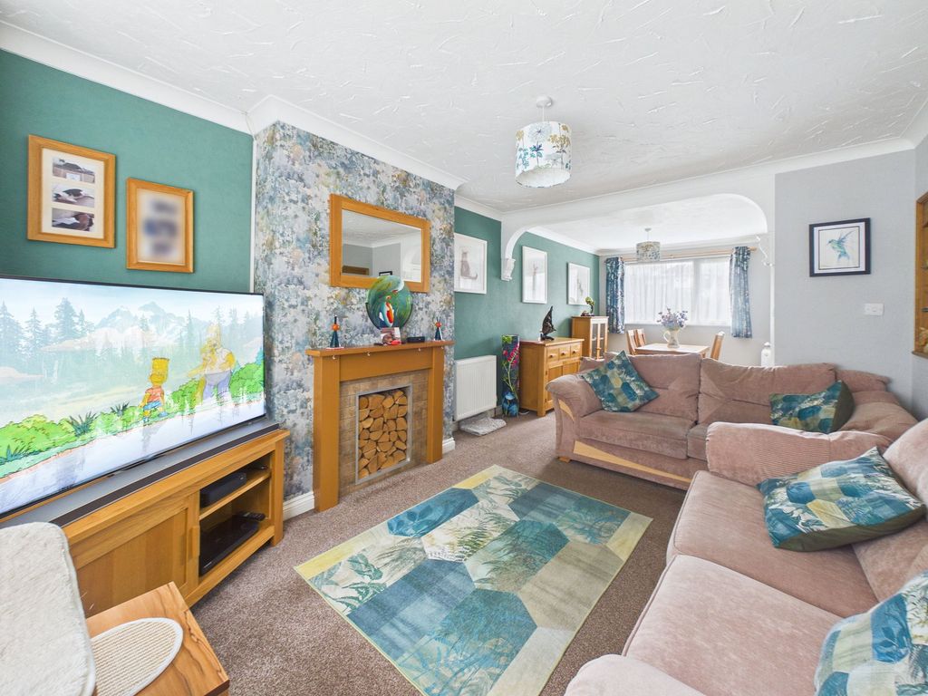 Property photo 3 of 21