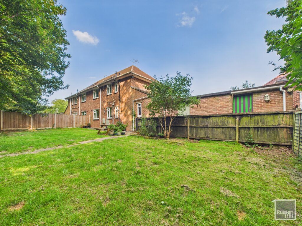 Property photo 1 of 9