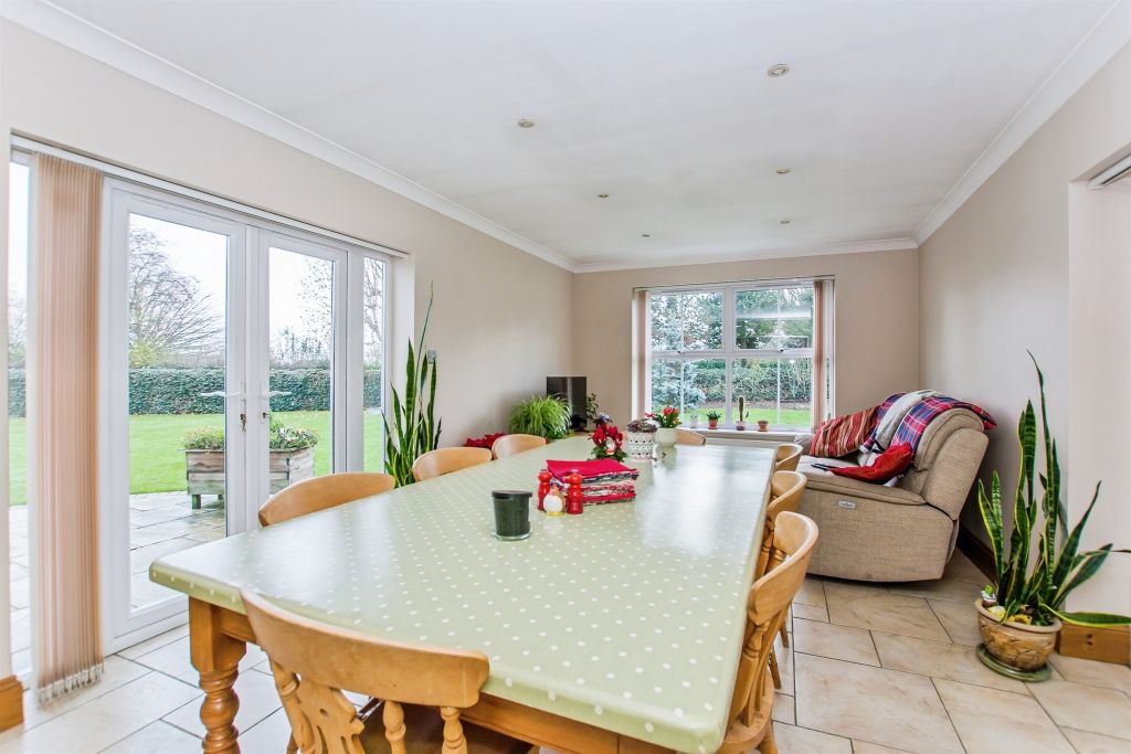 Property photo 3 of 23