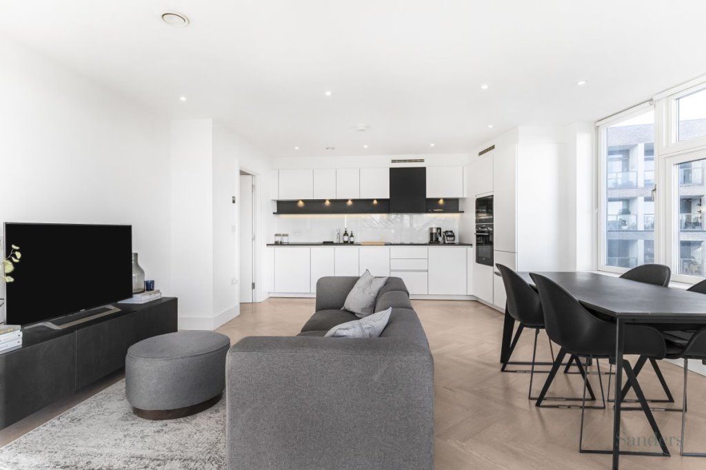 Property photo 2 of 24