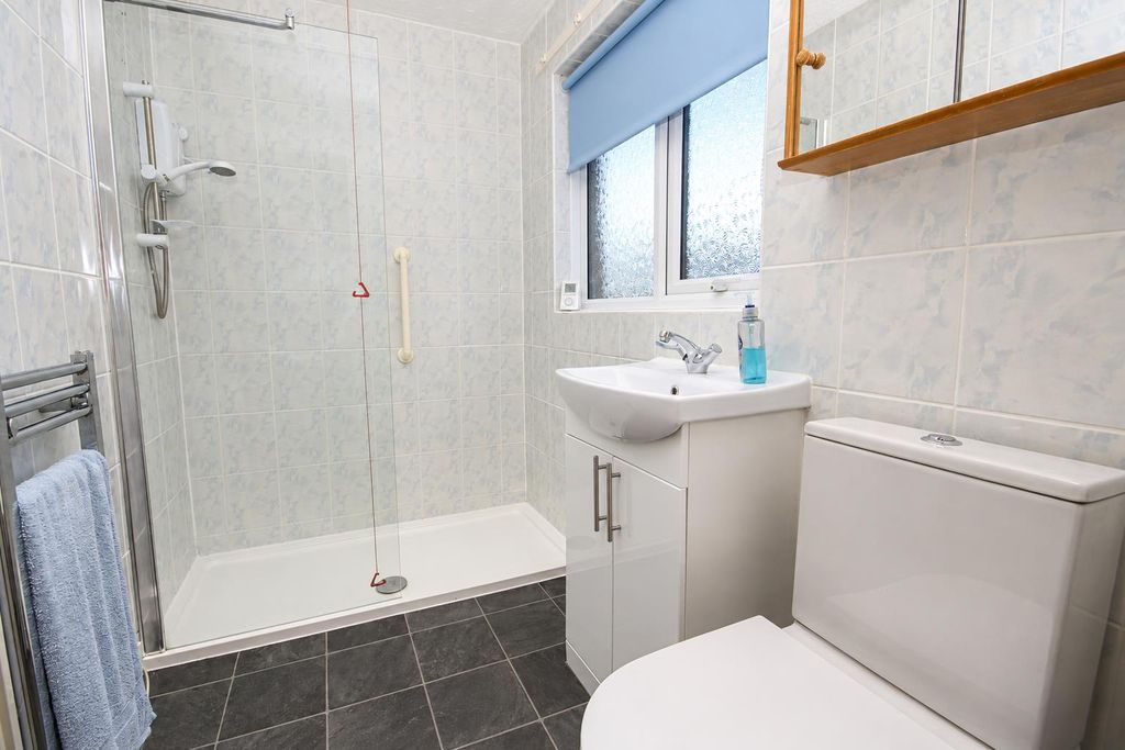 Property photo 3 of 11 1 (4).Png