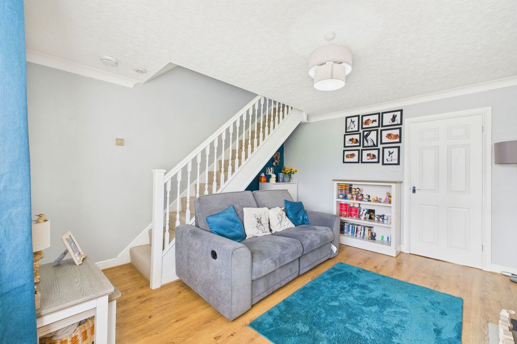 Property photo 2 of 14