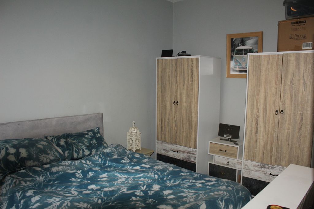 Property photo 3 of 7