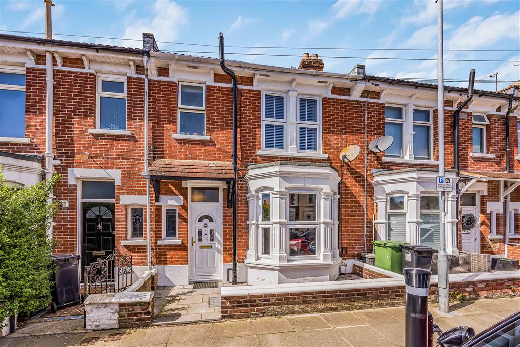 Property photo 1 of 19 3 Shelford Road, Southsea-Small-Porticomarketing-S