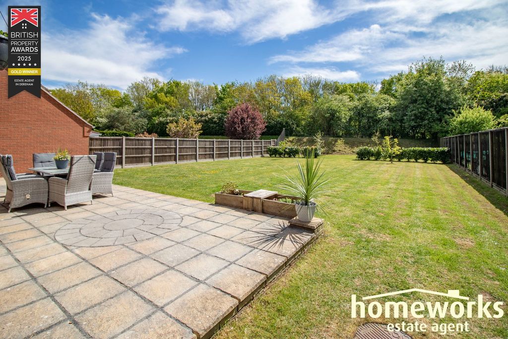 Property photo 3 of 22
