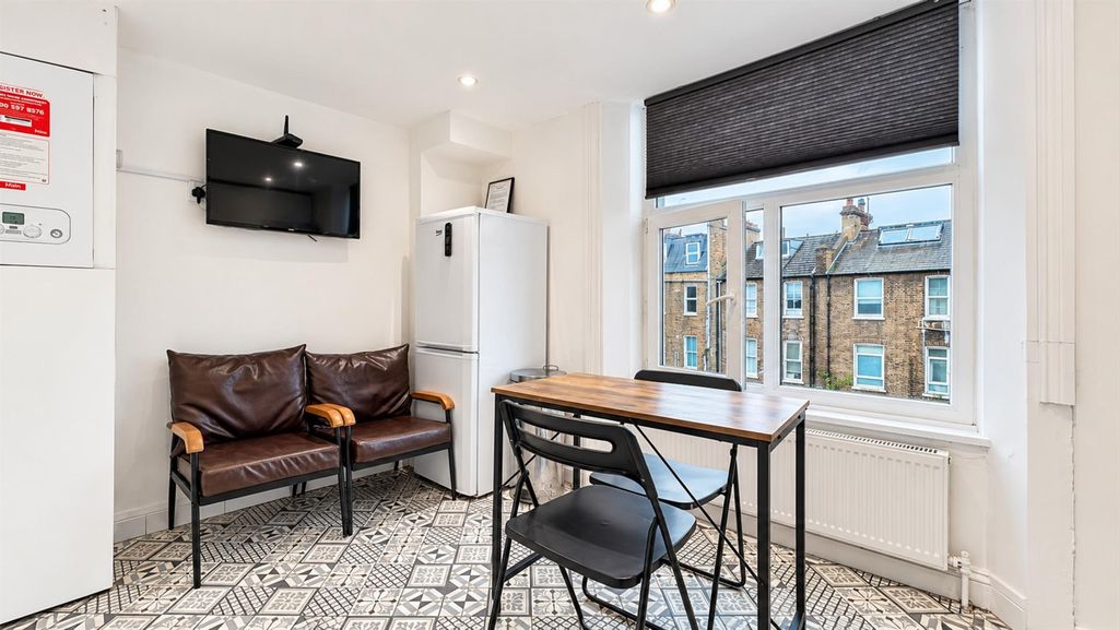 Property photo 2 of 9 6Ab28589Fc605292B028Fb1d_38B42d94515d7A8B2046Aeacd
