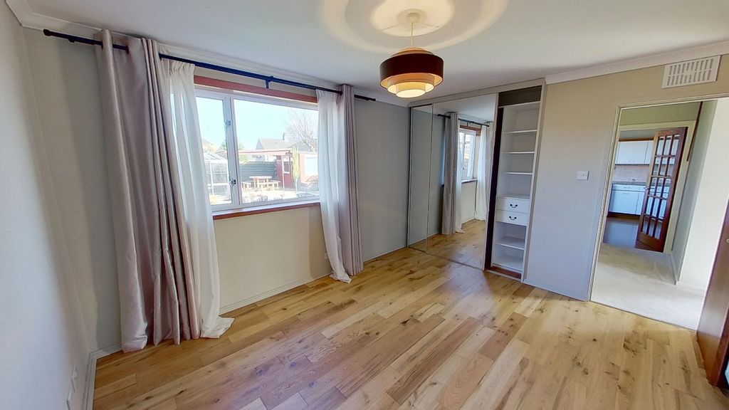 Property photo 3 of 9 Photo 3